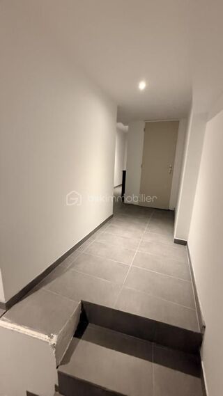  Immeuble � vendre 10 pi�ces 300 m�