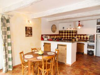  Maison à vendre 10 pièces 243 m²