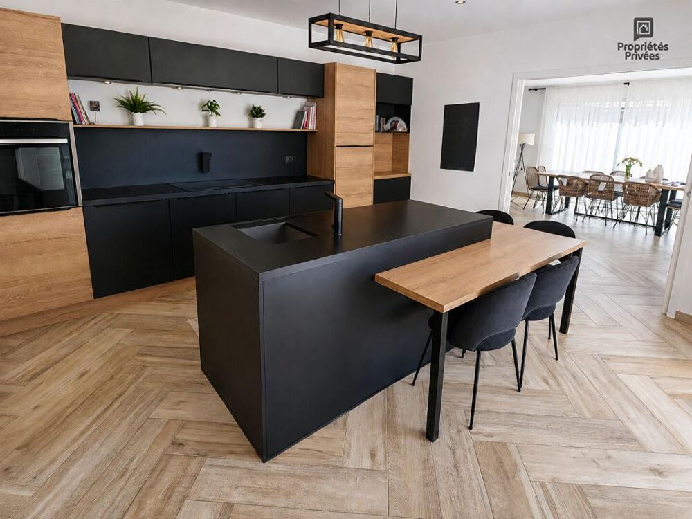 CHÂTEAUROUX, LA MARGOTIÈRE, Maison contemporaine de plain-pied, 5 chambres, bureau, piscine, DPE A