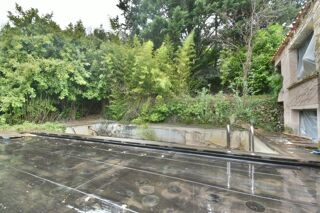  Maison à vendre 15 + pièces 845 m²