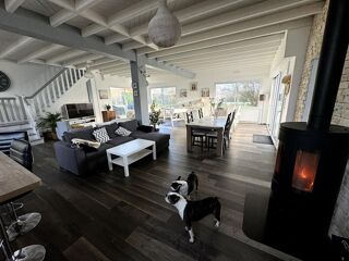  Maison  vendre 8 pices 255 m