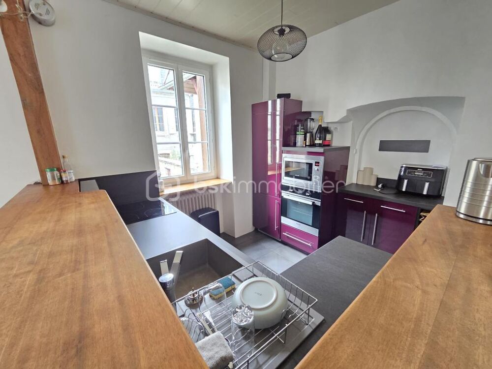 Vente Appartement Magnifique appartement T3 de 101m² avec place de parking privative et cave en hypercentre ville de Nevers Nevers