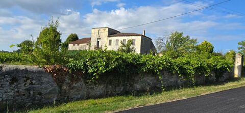 Propriété viticole avec ancien manoir du 15ème siècle, chai, maison d'habitation et dépendances 1351000 33390 Blaye