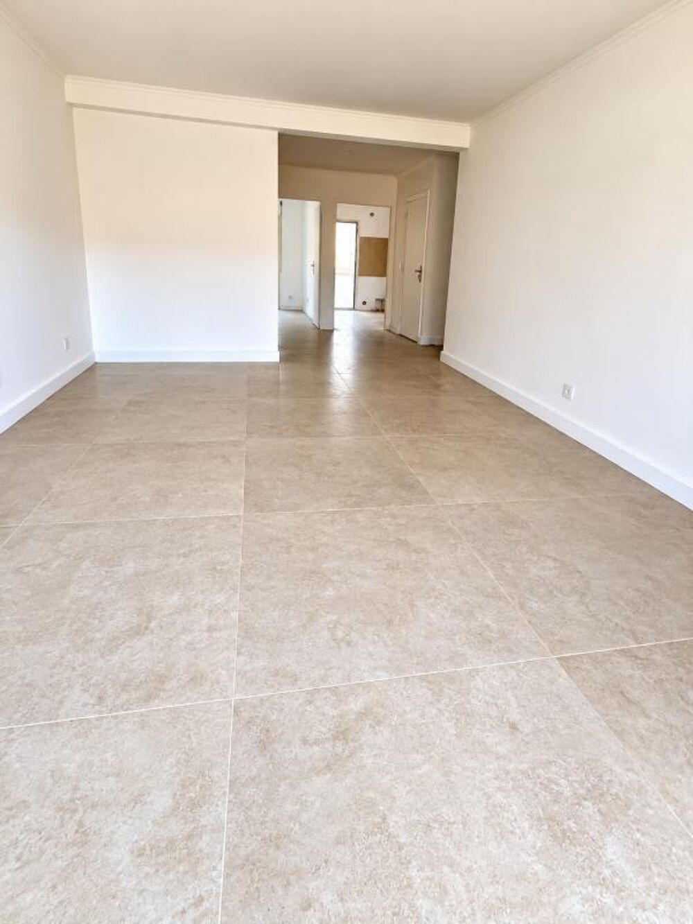 Vente Appartement 2 Pièces 50 m² Terrasse Garage Cagnes sur mer