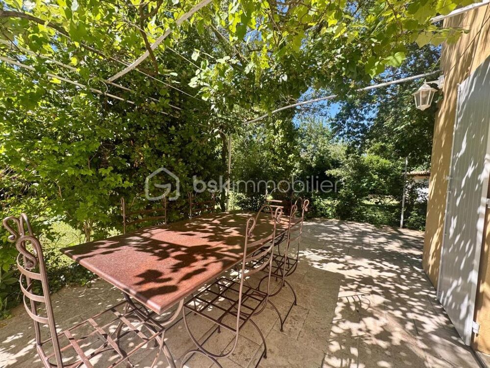 GRANS : Centre village - Villa 6 pièces avec jardin