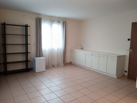 Bureau destiné à une profession médicale ou paramédicale 894 78180 Montigny le bretonneux