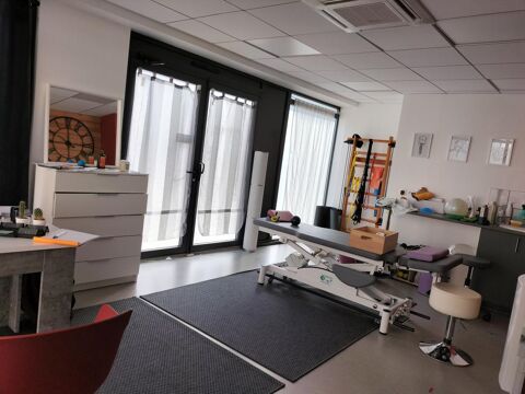 CHARNAY LES MACON - Local professionnel 167800 71850 Charnay les macon