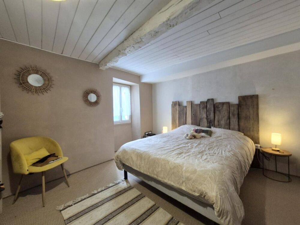 Maison en pierre - charme - terrasse couverte et petit jardin - 3 chambres  La Romieu 32480