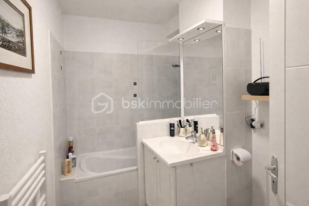Vente Appartement Canet-en-Roussillon- Appartement T2 de 44.31m² meublé- Traversant dans résidence sécurisée avec prestations de standing Canet en roussillon
