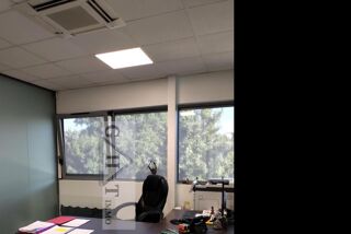   A VENDRE 287 M² DE BUREAUX A STAINS Stains