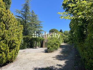  Villa � vendre 8 pi�ces 175 m�