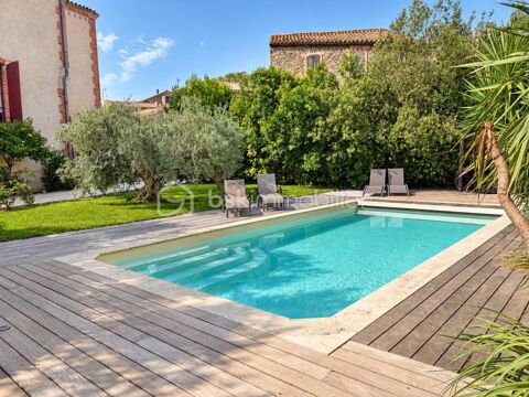   Maison de maître : cinq suites, piscine, spa et garage de 100 m² Propriété/château - 11 pièce(s) - 376 m²