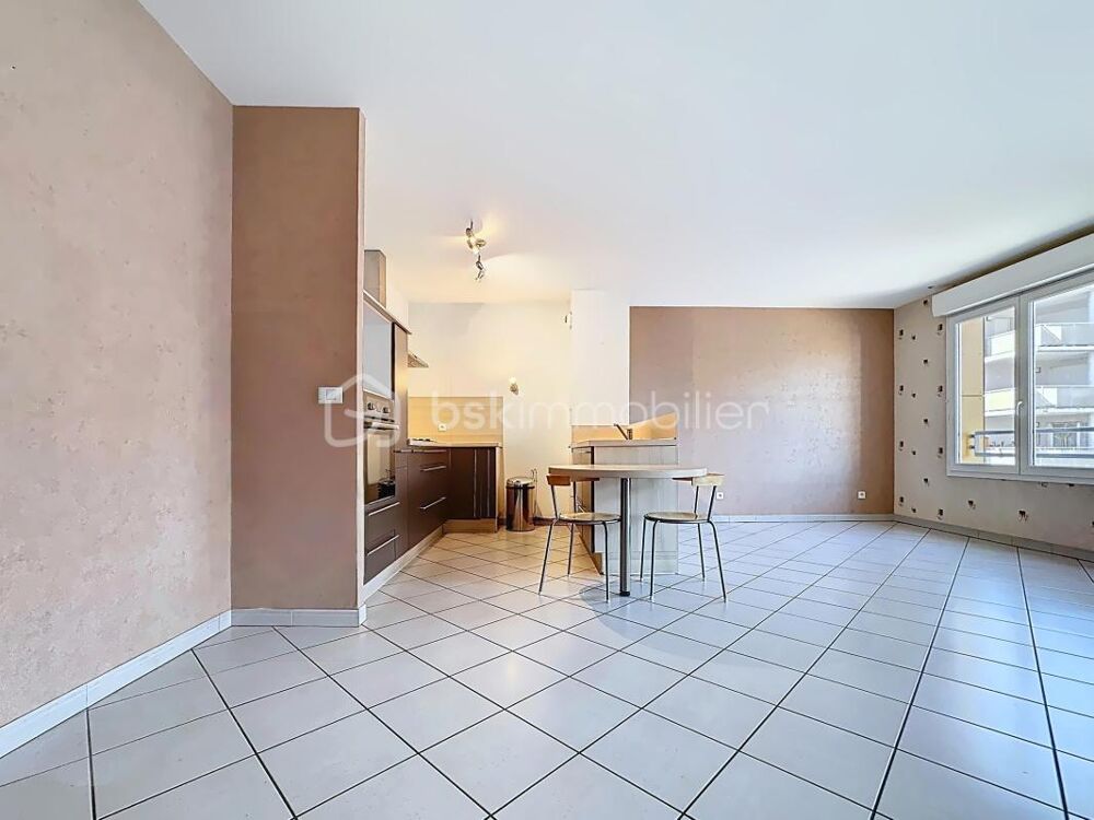 Vente Appartement Appartement T4 de 83 m² avec terrasse – Fontaine Fontaine