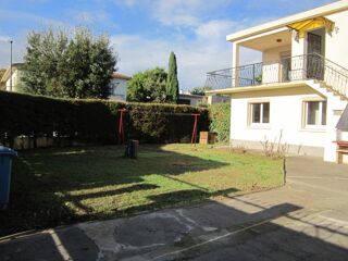  Appartement à louer 4 pièces 100 m²