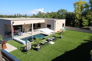  Maison  vendre 7 pices 243 m