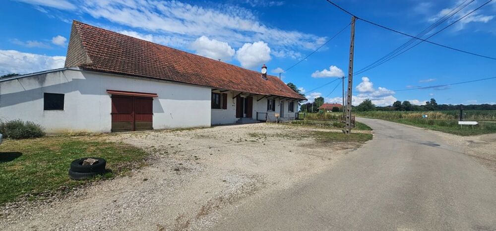Vente Maison Maison au calme, en pleine campagne – 2 logements + dépendances – 5600 m² de terrain Pierre de bresse