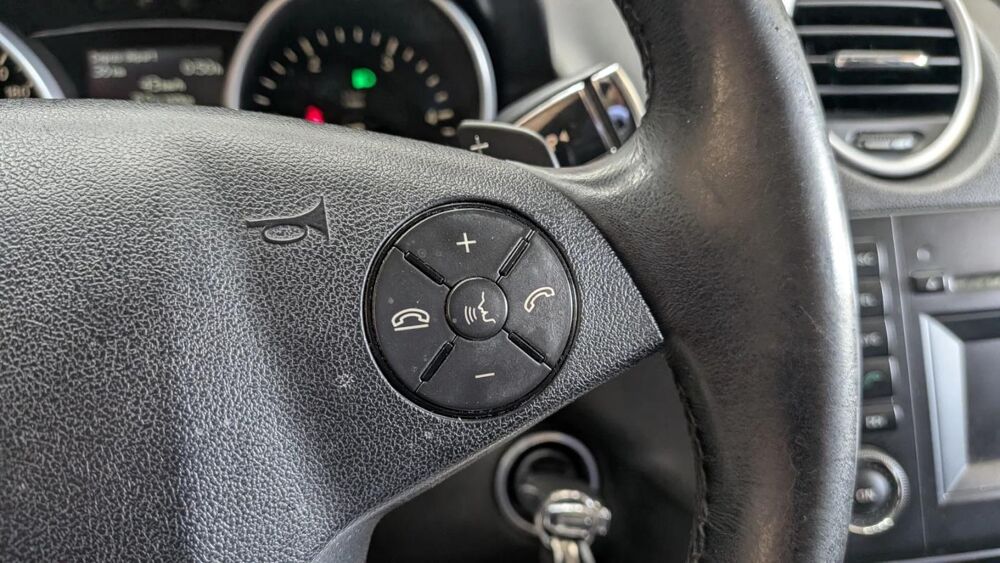 Classe M Benz ML 300 CDI 190cv BlueEfficiency Sport Mercedes-Benz 2009 occasion 73000 Chambery