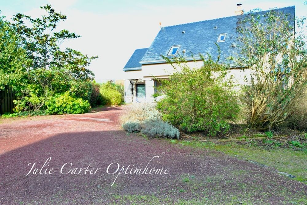 Vente Maison Belle Maison d'architecte de 160 m2 avec piscine sise sur une parcelle de plus de 2000 m2 La fleche