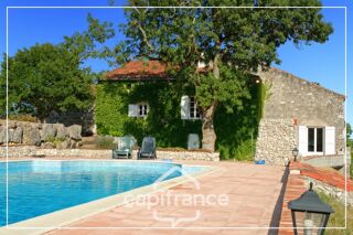  Propriété/château à vendre 15 + pièces 411 m²