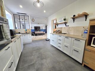  Maison � vendre 6 pi�ces 195 m�