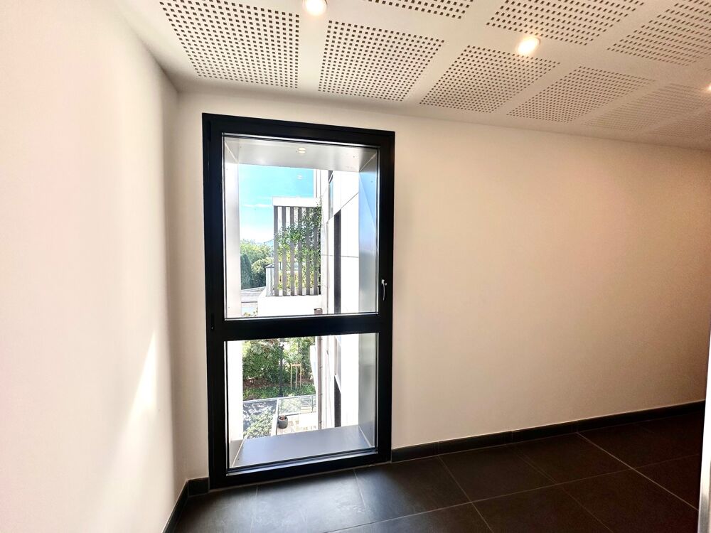 Vente Appartement Marseille 8e – À deux pas du parc Borély et de la mer, exceptionnel T4 de 162 m² au dernier étage avec terrasse et 2 box Marseille 8