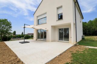  Maison à vendre 5 pièces 122 m²