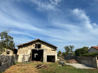  Remise / Grange � vendre 1 pi�ce 200 m�