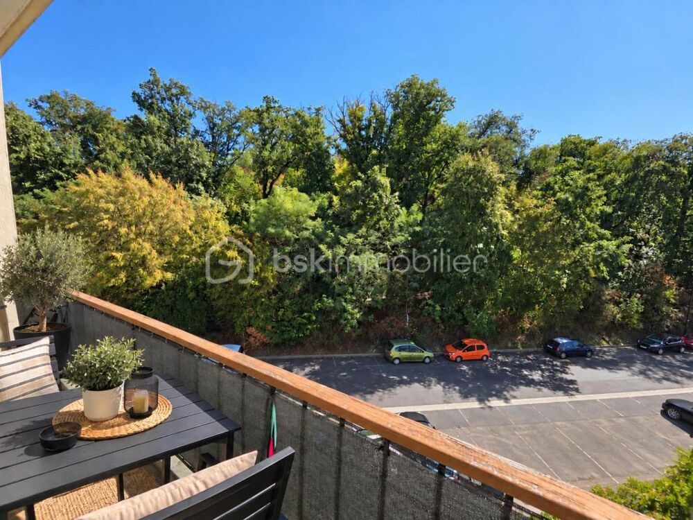 Vente Appartement AVON – BUTTE-MONTCEAU – T3 LUMINEUX AVEC BALCON, PARKING ET CAVE Avon