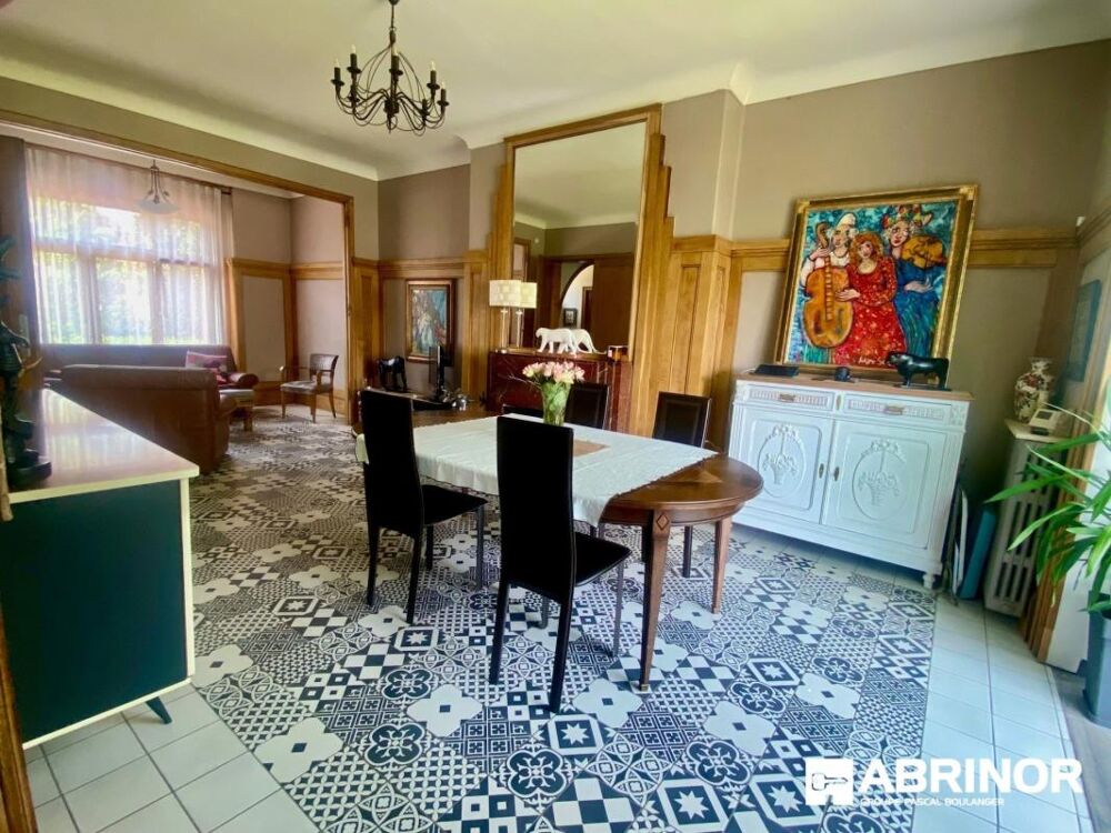 Maison Bourgeoise 6 chambres, 3 salle de bains, jardin, garage