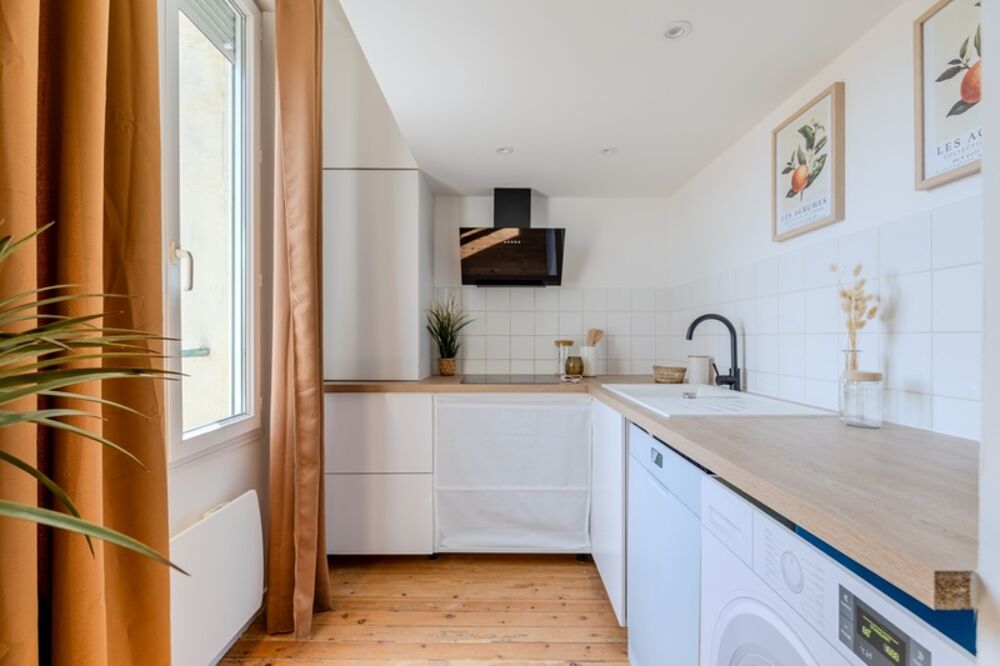 Vente Appartement Duplex de charme 4 pièces rénové avec 3 chambres dans immeuble en pierre Bordeaux