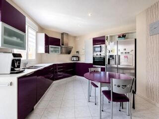  Propriété/château à vendre 7 pièces 129 m²