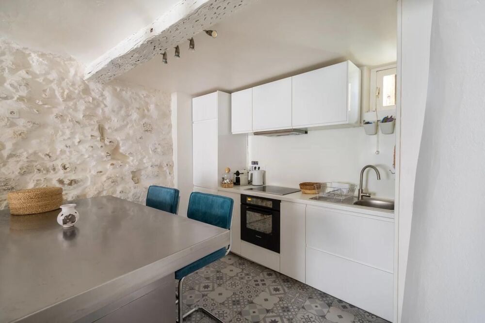 Maison de village - 4 pièces de 143 m² à Signes
