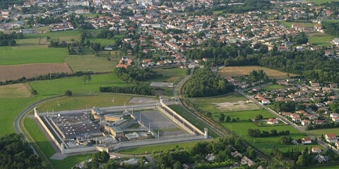 Terrain industriel à vendre - 72000 m² - Entre Pau et Toulouse / Occitanie 720000 65300 Lannemezan