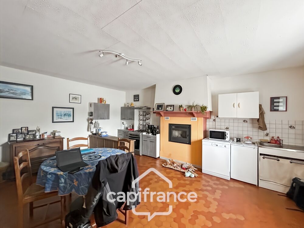 Vente Maison Maison à vendre proche Pontivy – 85 m² – 2 chambres – terrain 807 m² – garage – fort potentiel Pontivy