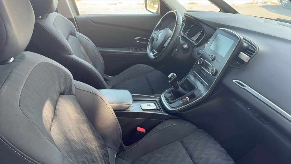 Sc&eacute;nic IV 1.6 dCi 130 Energy Limited 2018 occasion 13280 Arles