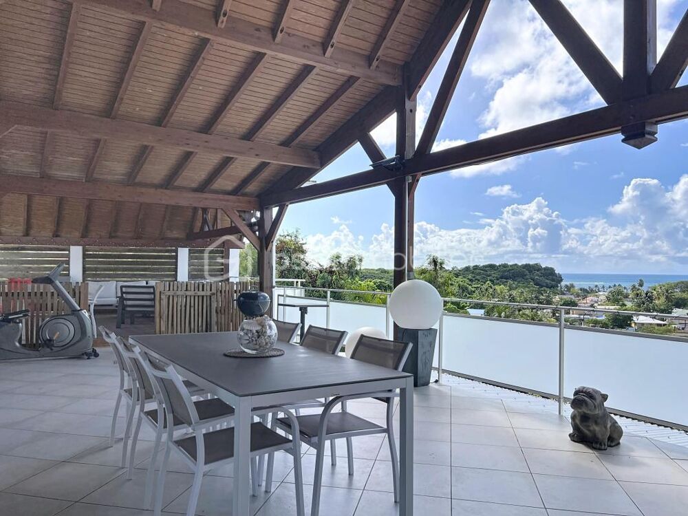 à vendre  Villa Sainte-Anne (97180)