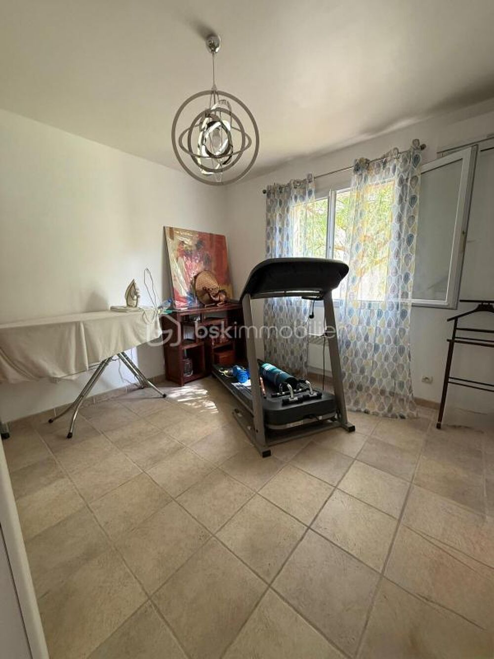 � vendre  Villa Pouzolles (34480)