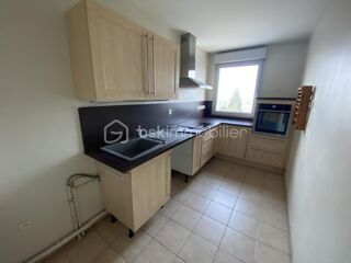 Appartement 3 pièces 76 m² · à Lucé · 76 m² · 137 000 €
