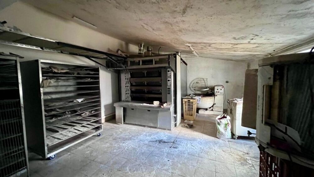 Vente Immeuble SCAER (29) - Immeuble mixte - local commercial (boulangerie) et appartement 98 m² habitable rénover Scaer