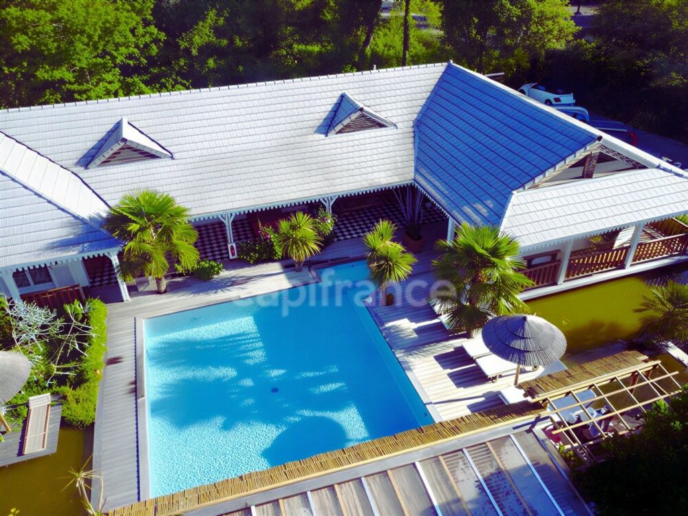 Maison 250m² sur 2000m² à Lacanau  Piscine, spa, sauna  Rare