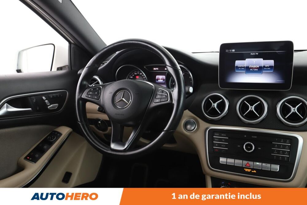 Classe GLA 200 d Inspiration 7G-DCT 136 ch 2018 occasion 92130 Issy-les-Moulineaux