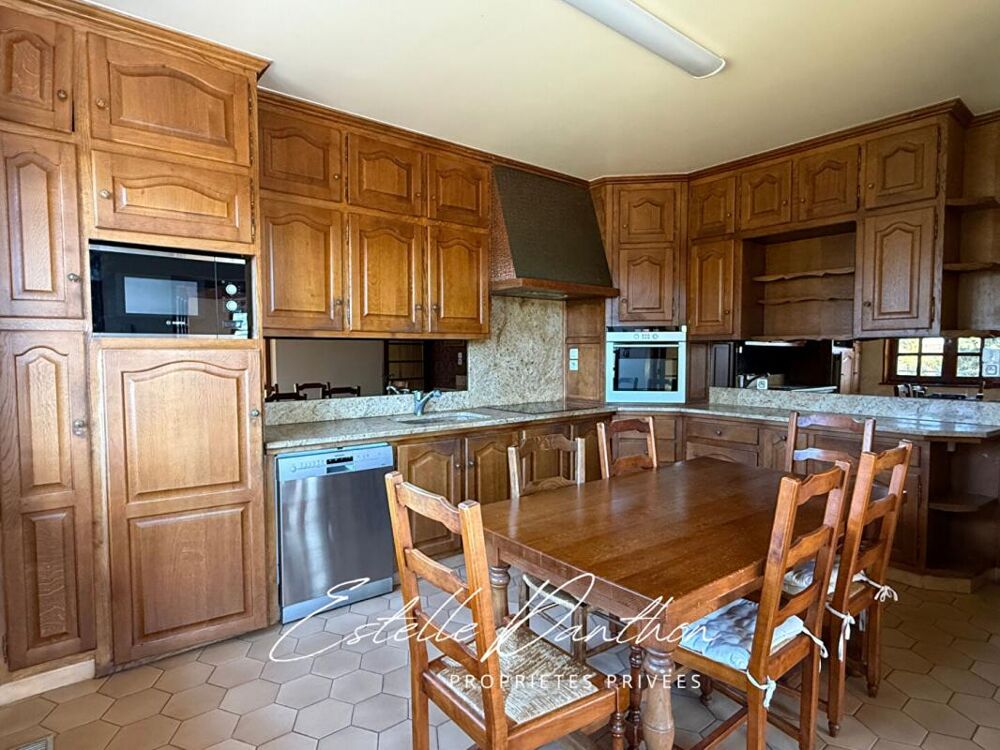 Maison Eydoche 193 m2 avec terrain constructible de 5000 m2