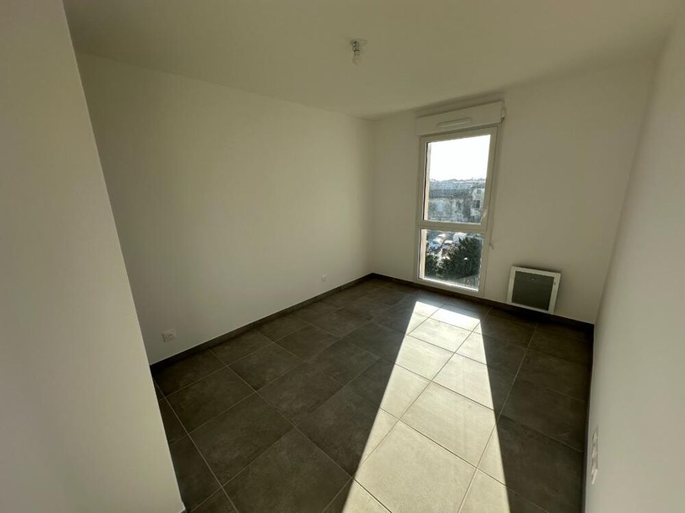 Location Appartement T2 avec terrasse et parking à MONTEUX Monteux