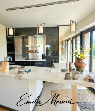 Vente Appartement Marseille 9e - Panouse / Cabot T4 106 m², balcons filants Marseille 9