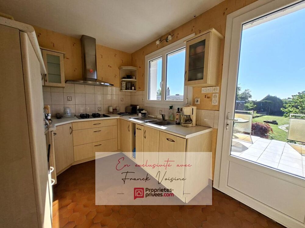 A VENDRE en exclusivité au Boupère, Maison de 190 m2 avec 4 chambres et 1 appartement sur un terrain de 1047 m2 env
