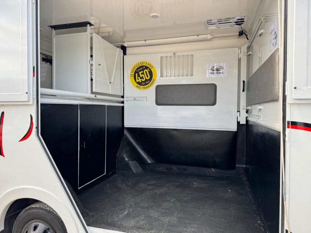  2022 occasion 84300 Cavaillon