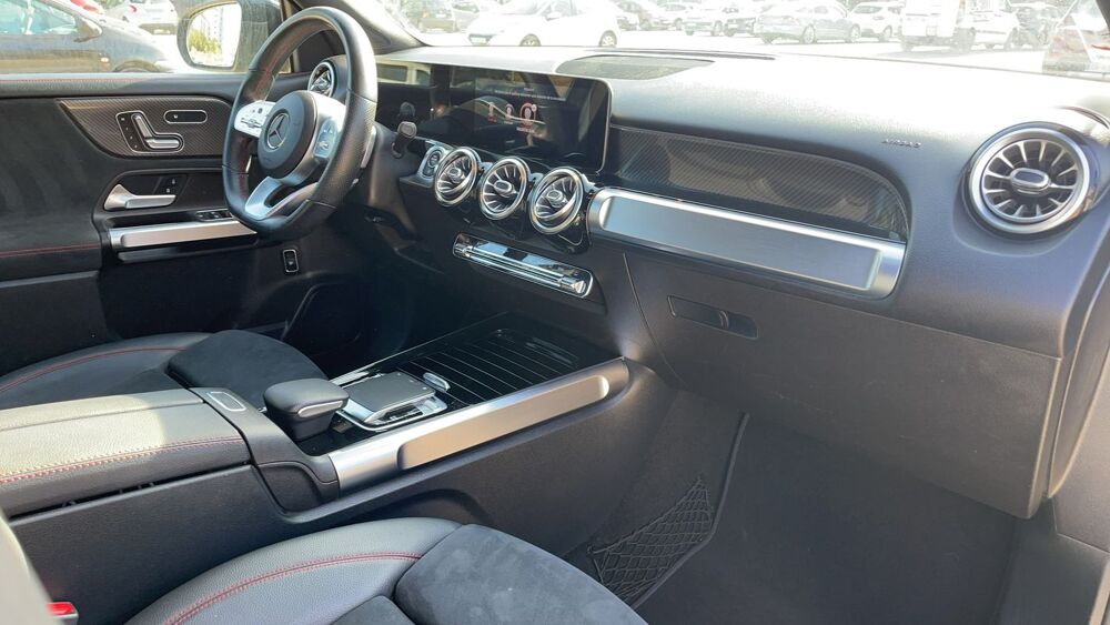 Classe GL GLB I (X247) 200 d 150 8G-DCT AMG Line - 7 places Toit ouvra 2020 occasion 49100 Angers