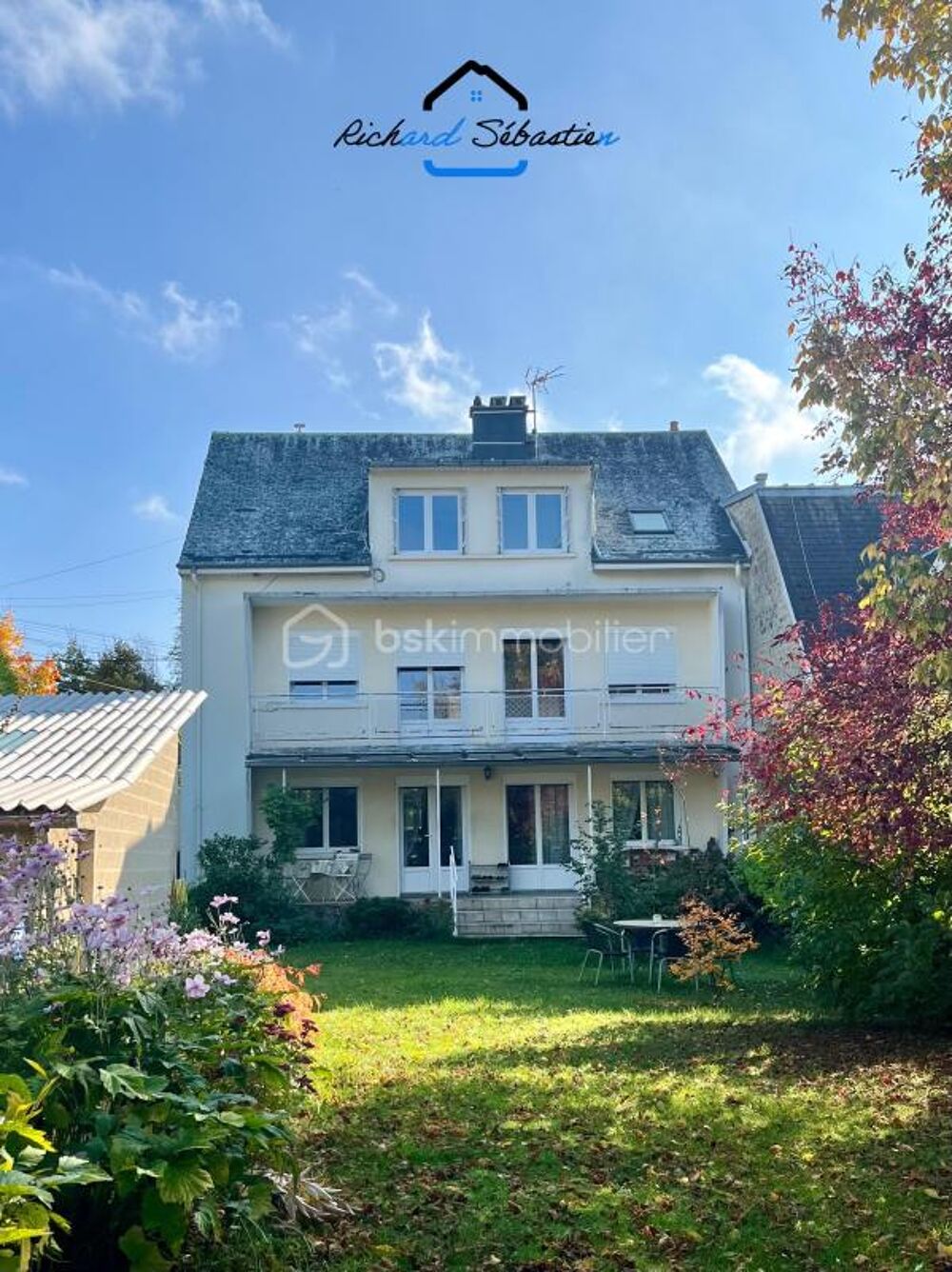Maison Immeuble de 245 m²