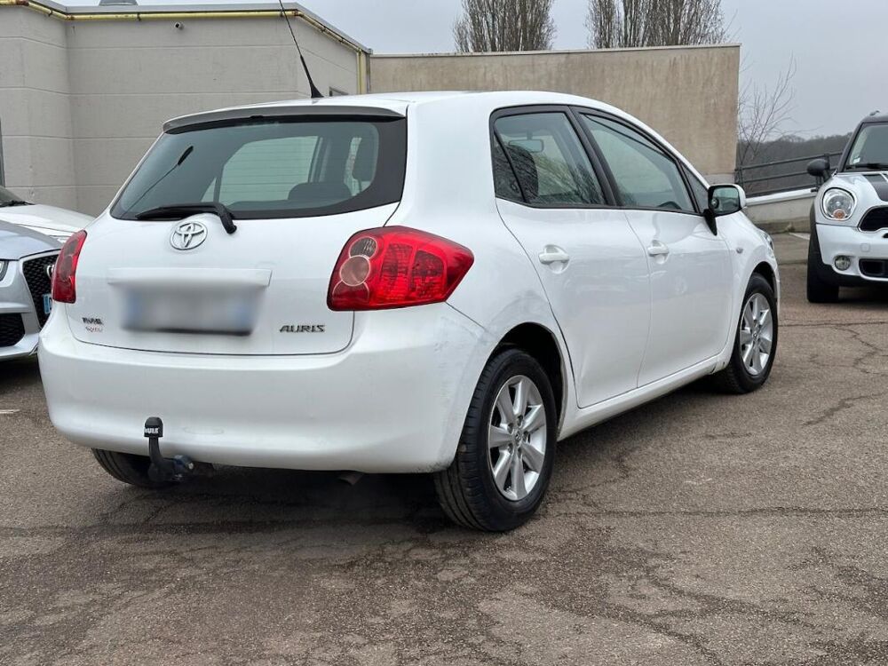 Auris 90 D-4D FAP DYNAMIC 5P 2009 occasion 78240 Chambourcy