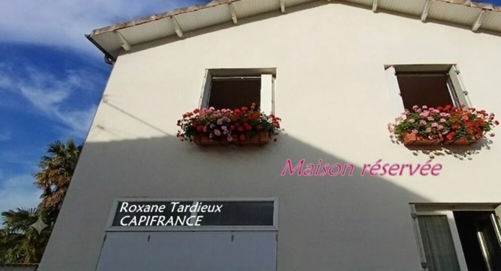 Vente Maison Maison à vendre 3 pièces  (16 ST MICHEL) avec 1 étage et 1 garage. Avec 2 chambres Saint michel